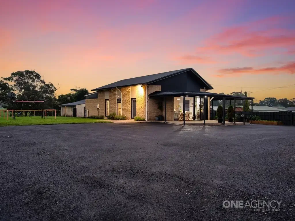 Smithton 4Zimmer Expansive Family Living with Spectacular River Views
