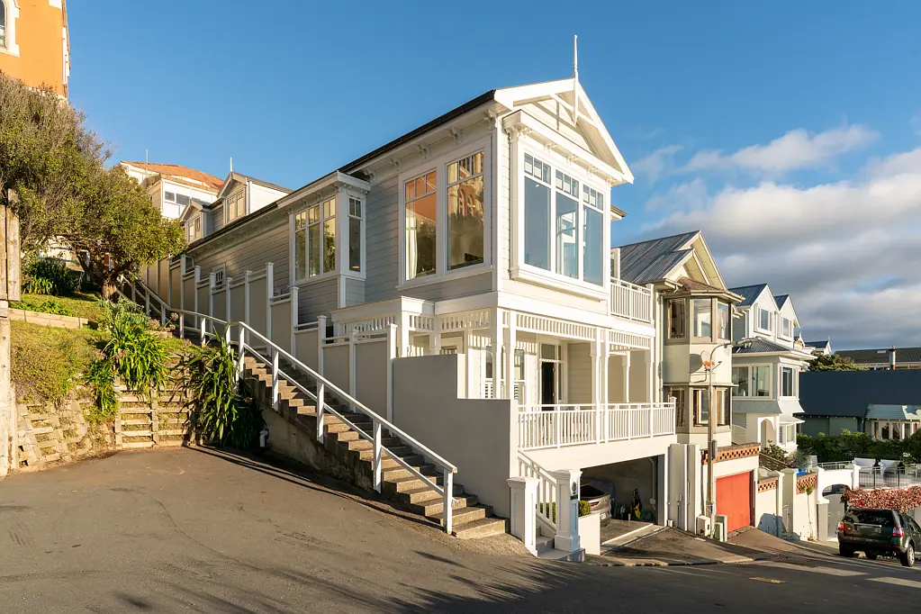 Mount Victoria 4બેડરૂમ AUCKLAND BECKONS – LET'S GET IT SOLD!