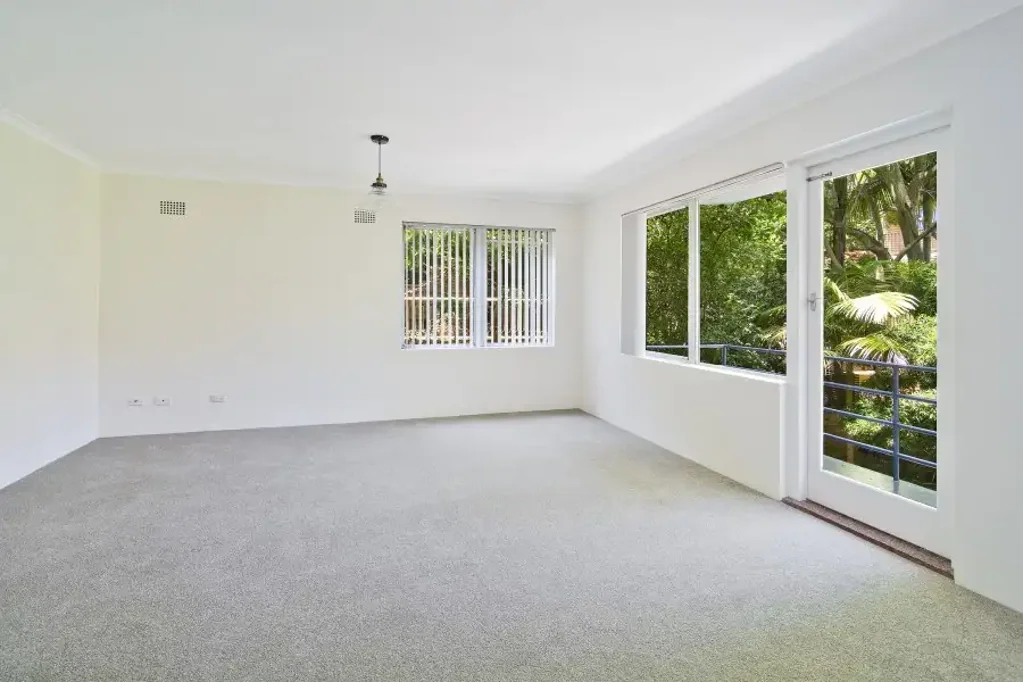 Contemporary Ground Floor Apartment