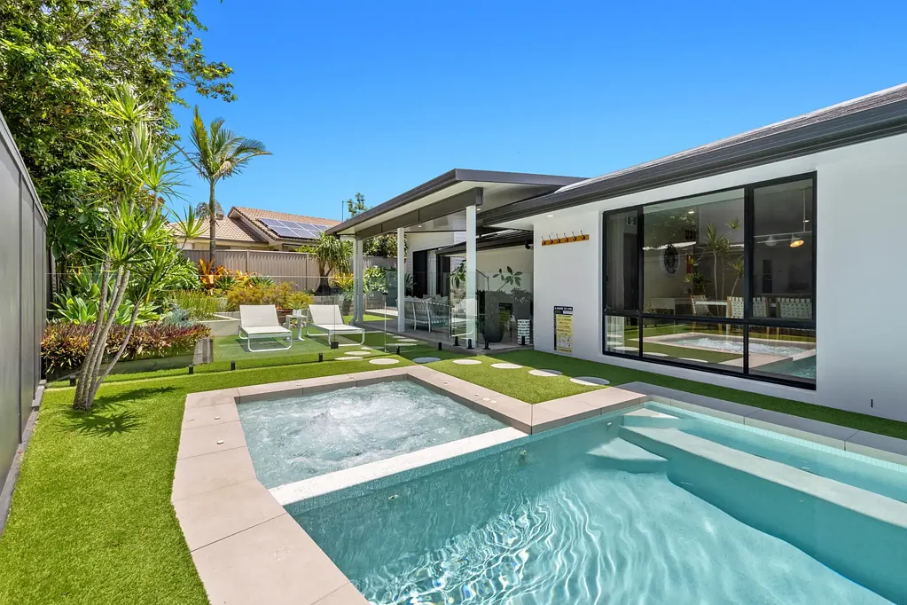 8 Newcastle Drive, Pottsville, NSW 2489