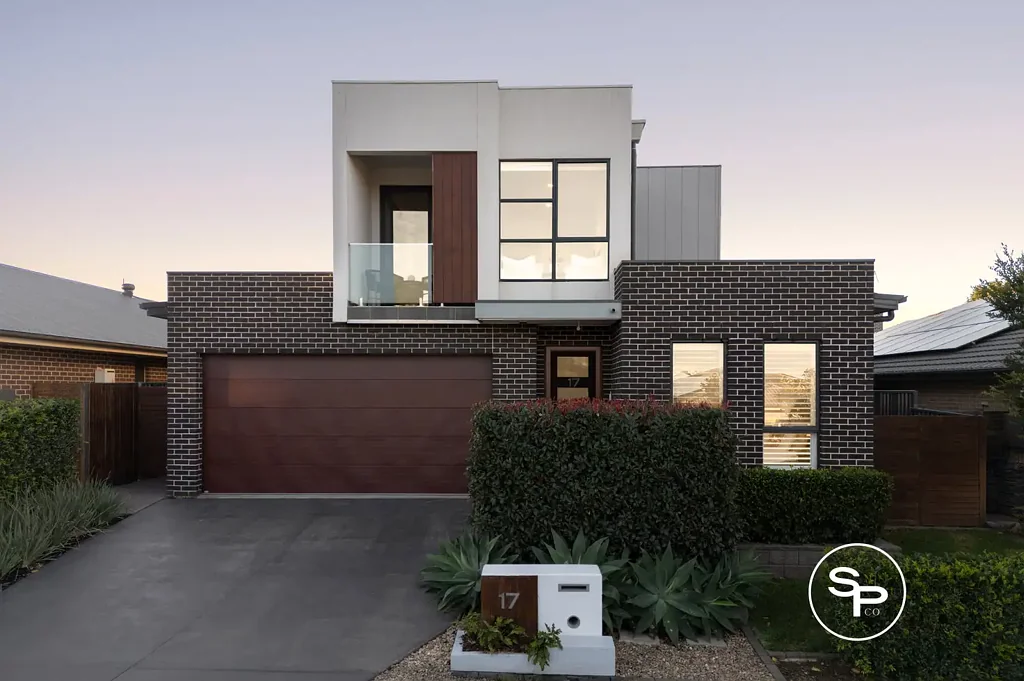 Oran Park 5ਬੈੱਡਰੂਮ Contemporary Family Entertainer with Resort-Style Pool