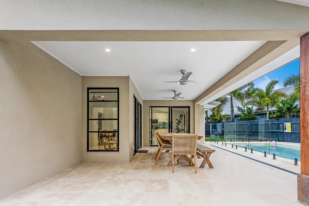 10 Sunset Drive, Agnes Water, QLD 4677