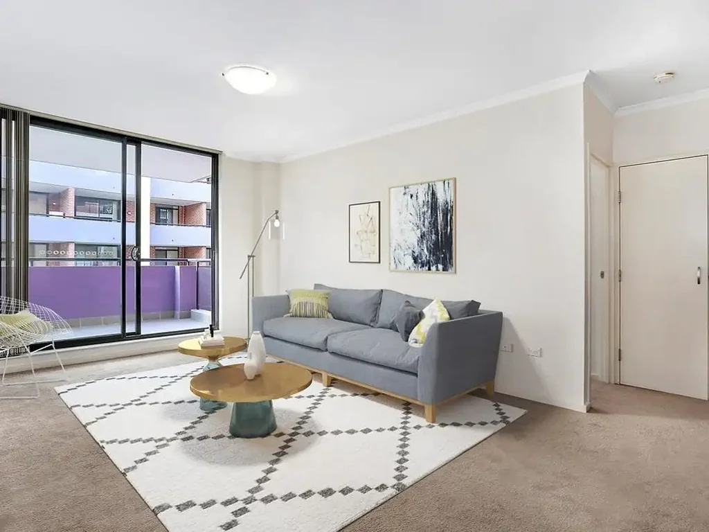 ' Waldorf' One Bedroom Apartment in Central Location "Open Cancelled"