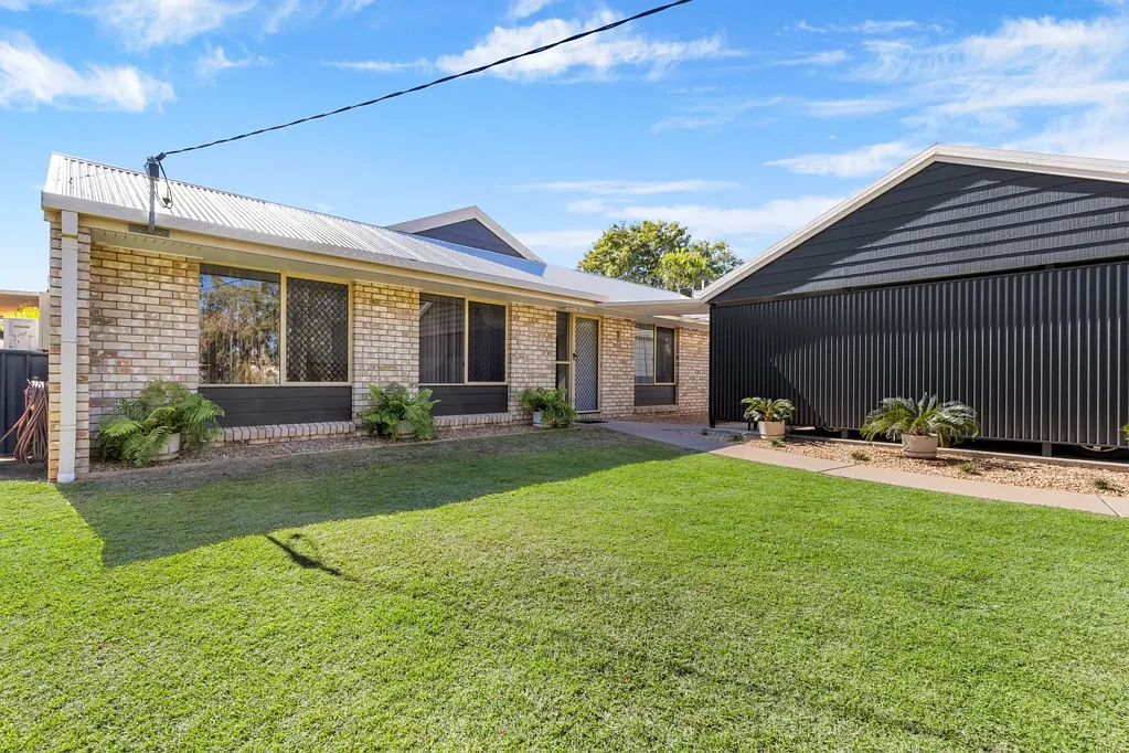 30 Jacqueline Drive, Emerald, QLD 4720