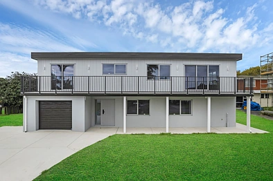 Room for Everyone  7-Bedroom Home in Henderson