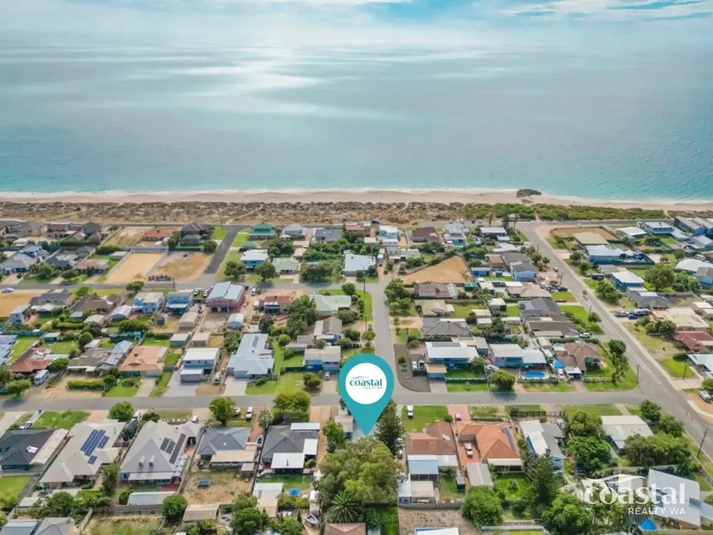 27 Clytie Road, Silver Sands, WA 6210