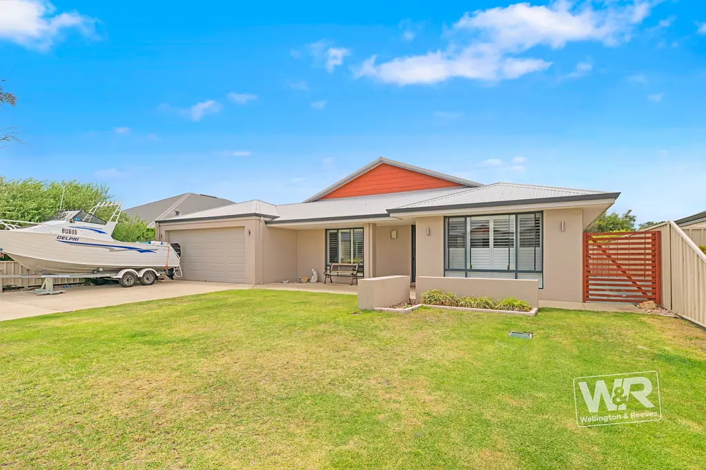 8 Aurora Rise, Mckail, WA 6330