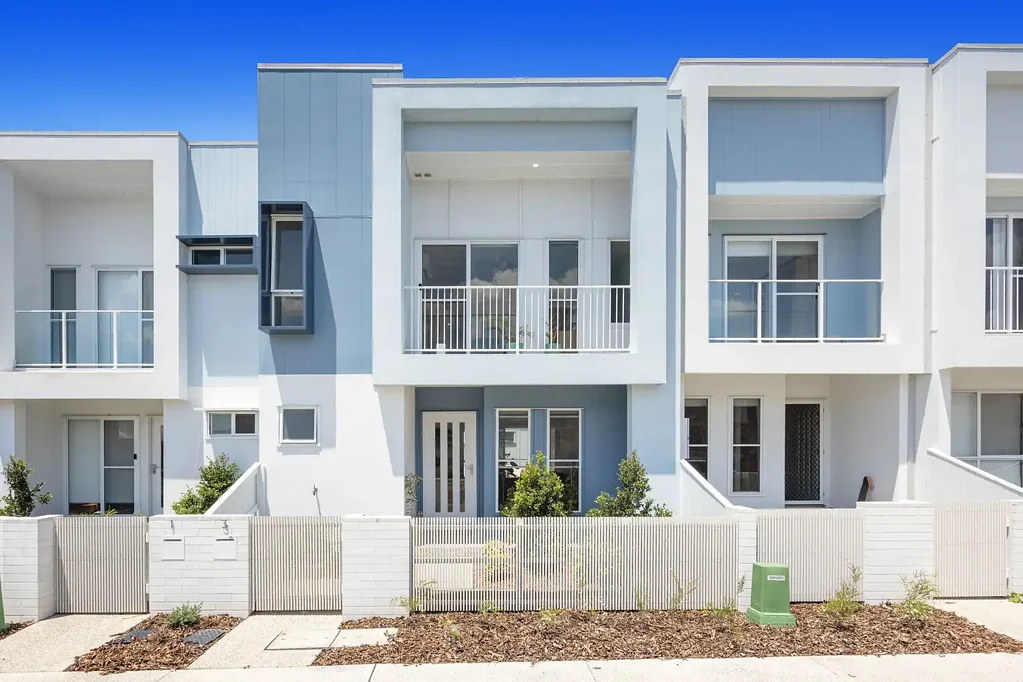 Nirimba 3कमरा Own it - your brand new terrace home awaits!