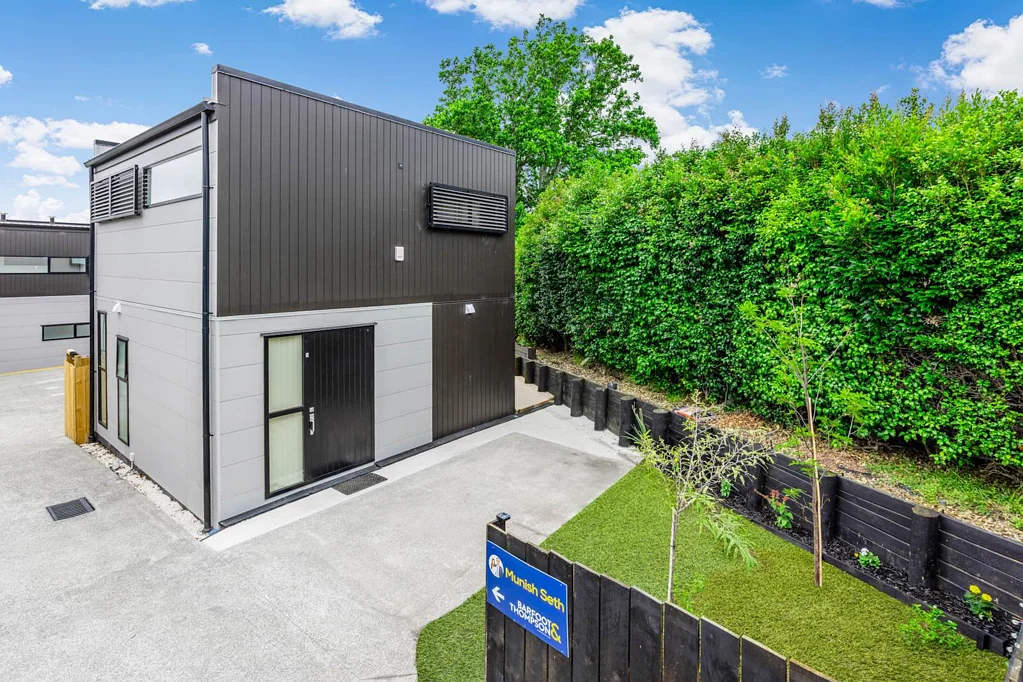 9/10 Hutchinsons Road, Bucklands Beach, Manukau City, Auckland
