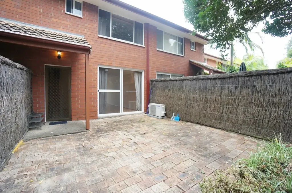 Full Brick Family & Comfortable Townhouse