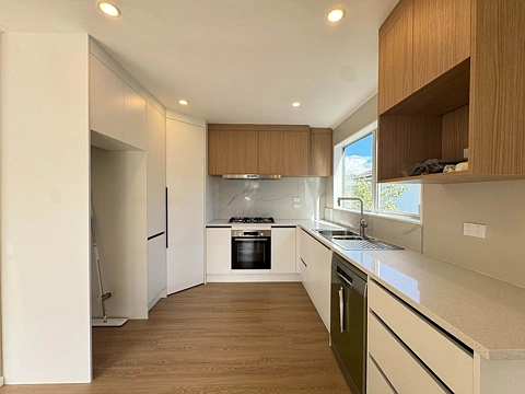 4 BEDROOMS IN PRIME LOCATION ONEHUNGA