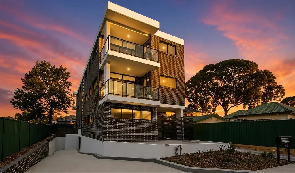 Top Floor Apartment!