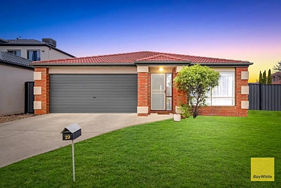 Tarneit 4房 Knightsbridge Estate 尊贵地段的家庭生活，未来可实现双重居住潜力 Family Living with Future Dual Living Potential in the Prestigious Knightsbridge Estate