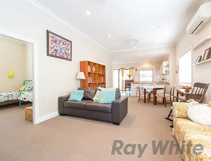 9 Cowper Street, Georgetown, NSW 2298, 3 कमरे, 1 बाथरूम, House