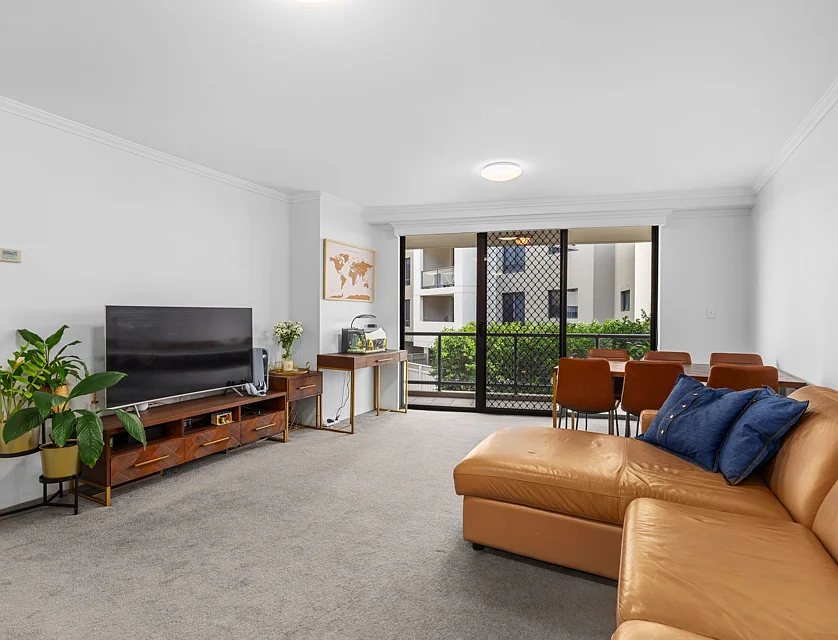 17/323 Forest Road, Hurstville, St George, 2房, 2浴, Apartment