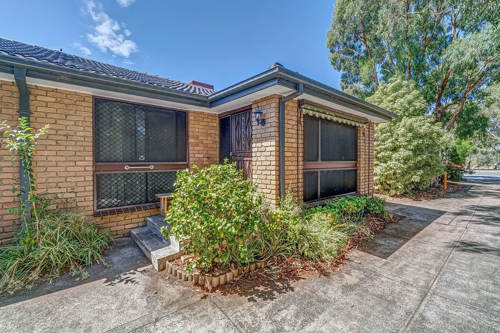 2/1051 Plenty Road, Kingsbury, VIC 3083