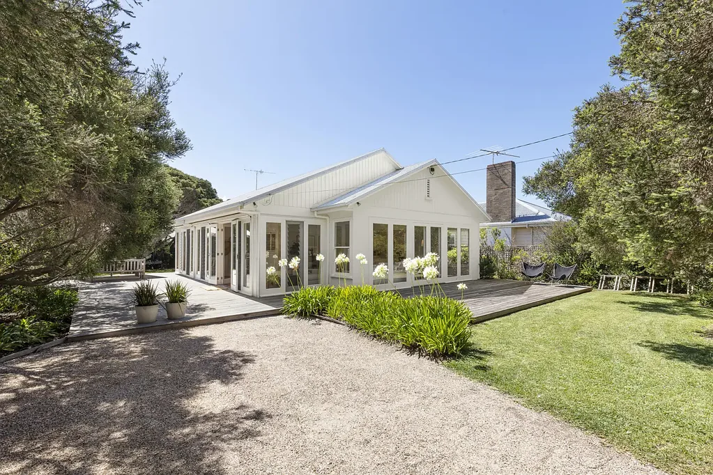 Point Lonsdale 4 Slaapkamer Elevated Coastal Living in the Heart of Old Lonsdale