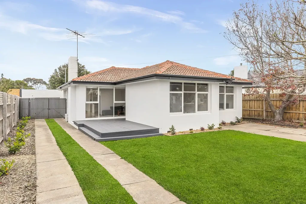 Spacious Family Home with Huge Backyard & Outdoor Entertaining