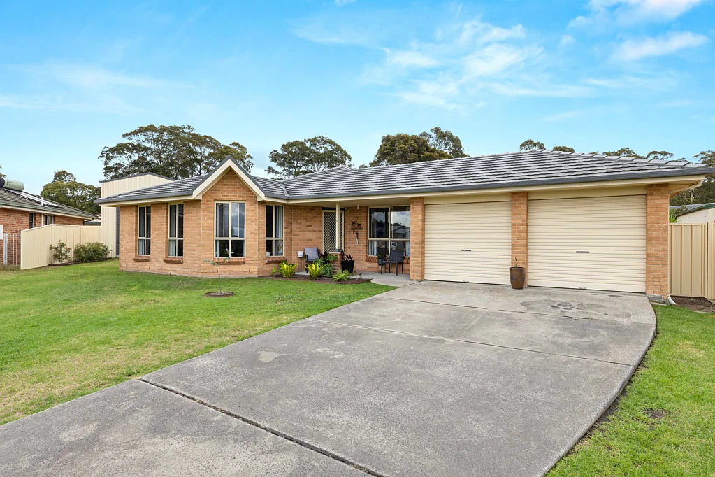 14 Hermes Crescent, Worrigee, NSW 2540
