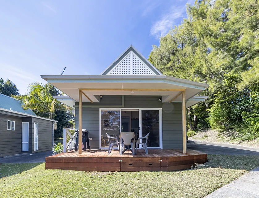 Chalet 9 Berrara Road, Berrara, South Coast, 2 ਕਮਰੇ, 1 ਬਾਥਰੂਮ, House