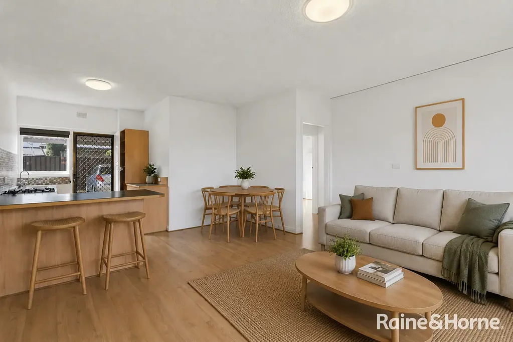 Spacious Ground Floor Unit with Huge Private Courtyard