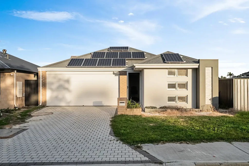 Maddington 3 Bedroom Modern, Low-Maintenance Living with Entertainer's Appeal