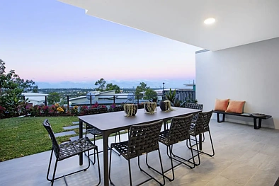 Address Withheld, Carrara, QLD 4211, 4 chambres, 3 salles de bain, Townhouse