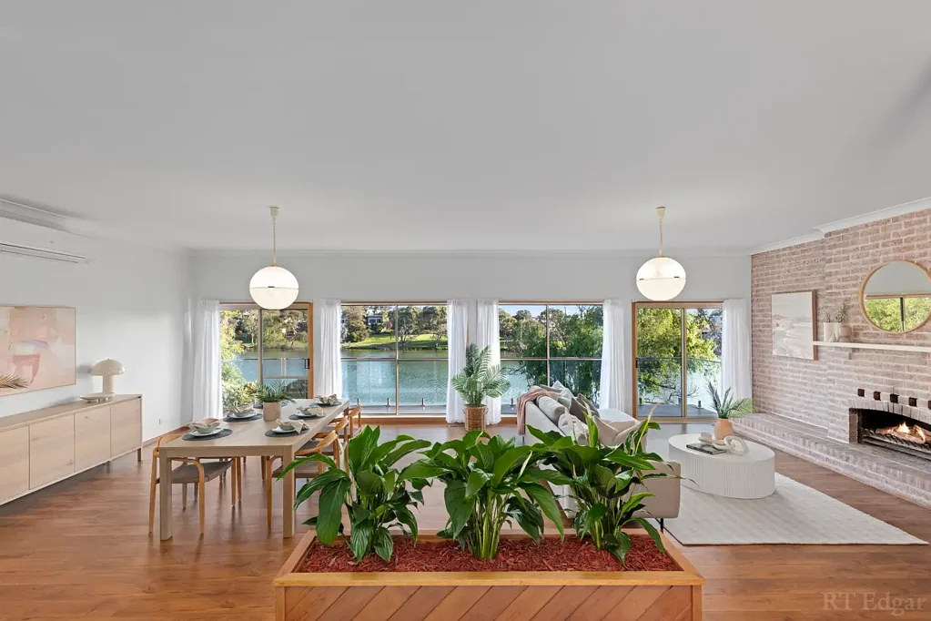 Ocean Grove 4ਬੈੱਡਰੂਮ Exclusive Lake-Front Living