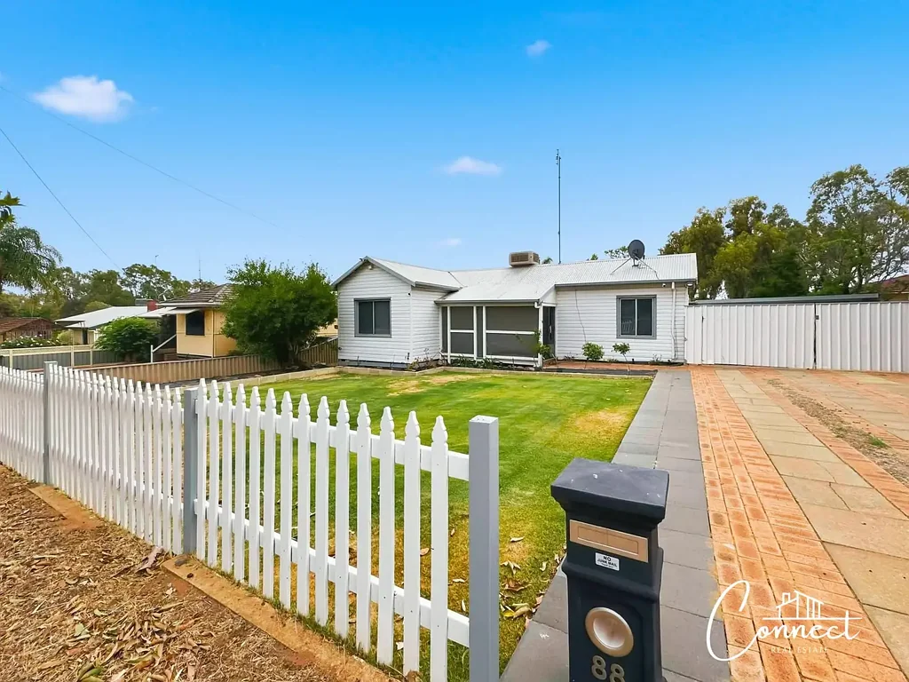 88 Newcastle Road, Northam, WA 6401