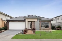 42 Yallaroo Chase, Werribee