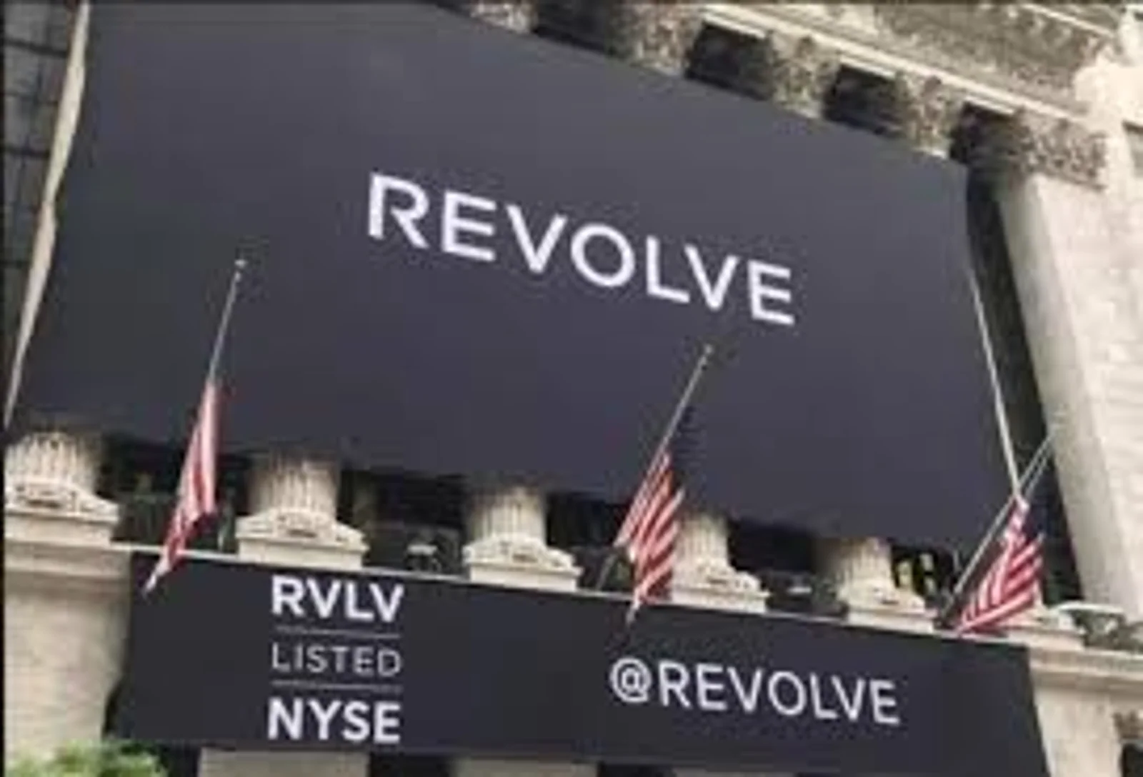 同样是网红社交电商，Revolve和如涵为什么差异这么大？
