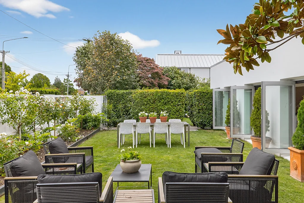 10 Holmwood Road, Fendalton, Christchurch, Canterbury