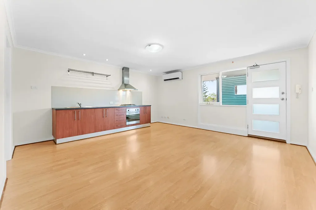 Glenelg North 1ਬੈੱਡਰੂਮ Updated, Affordable & Only 2kms from the Beach