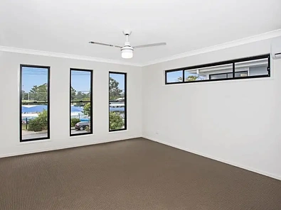 811 Oxley Road, Corinda, QLD 4075, 4房, 2浴, House