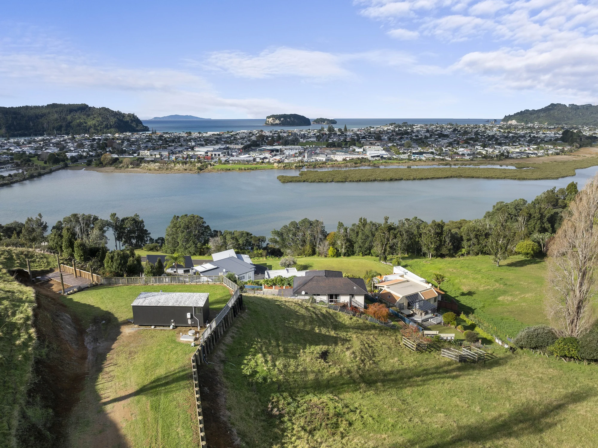 Whangamata Overlooking a piece of Paradise