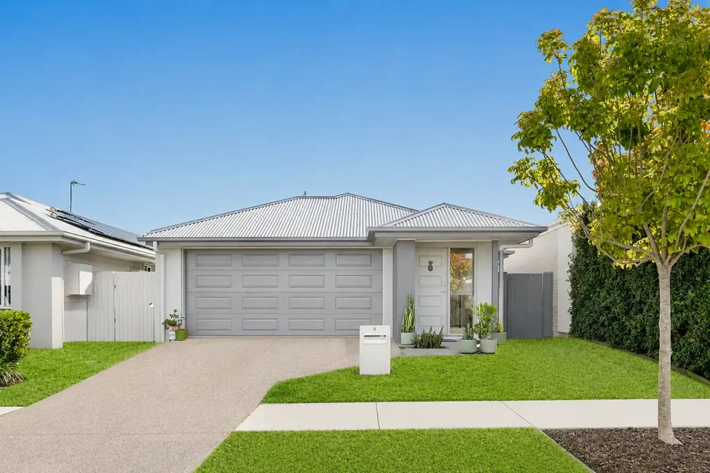 Nirimba 3房  Contemporary Coastal Living in the Heart of Nirimba