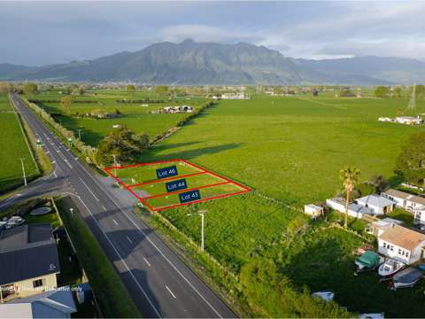 Waihou  2 x sections, beautiful views and no covenants!