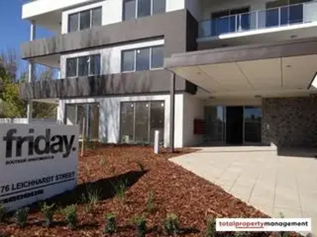 Superb One Bedroom Plus Study Apartment!