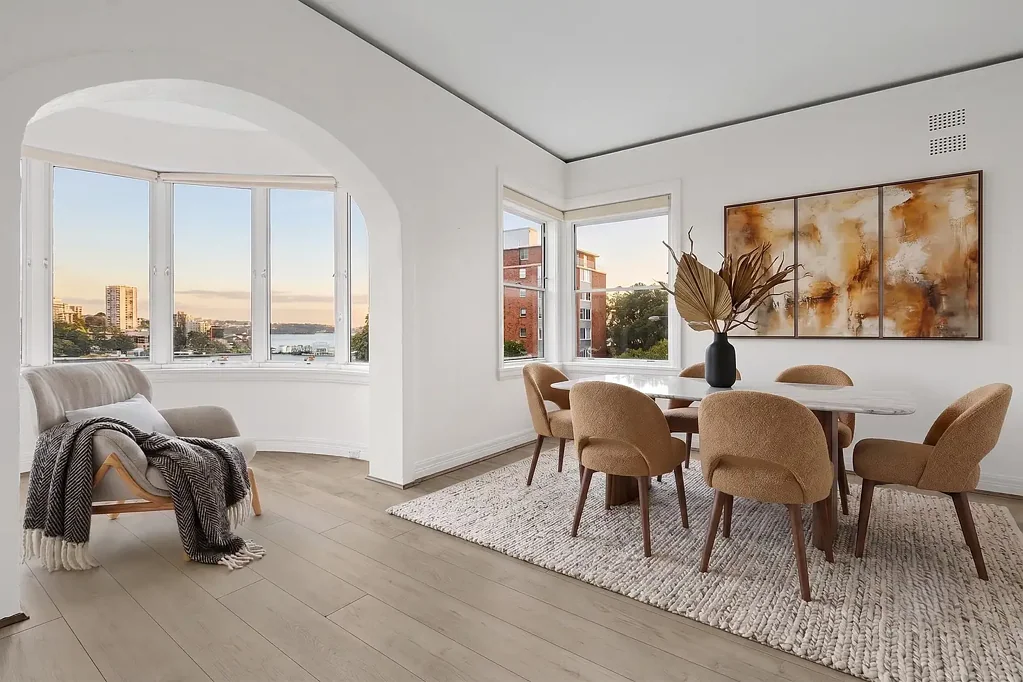 Oversized Art Deco Apartment in a Prime Edgecliff Location
