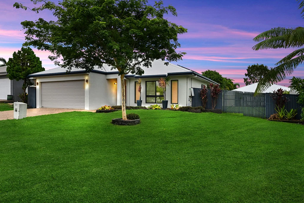 24 Dungurra Place, Bushland Beach, QLD 4818