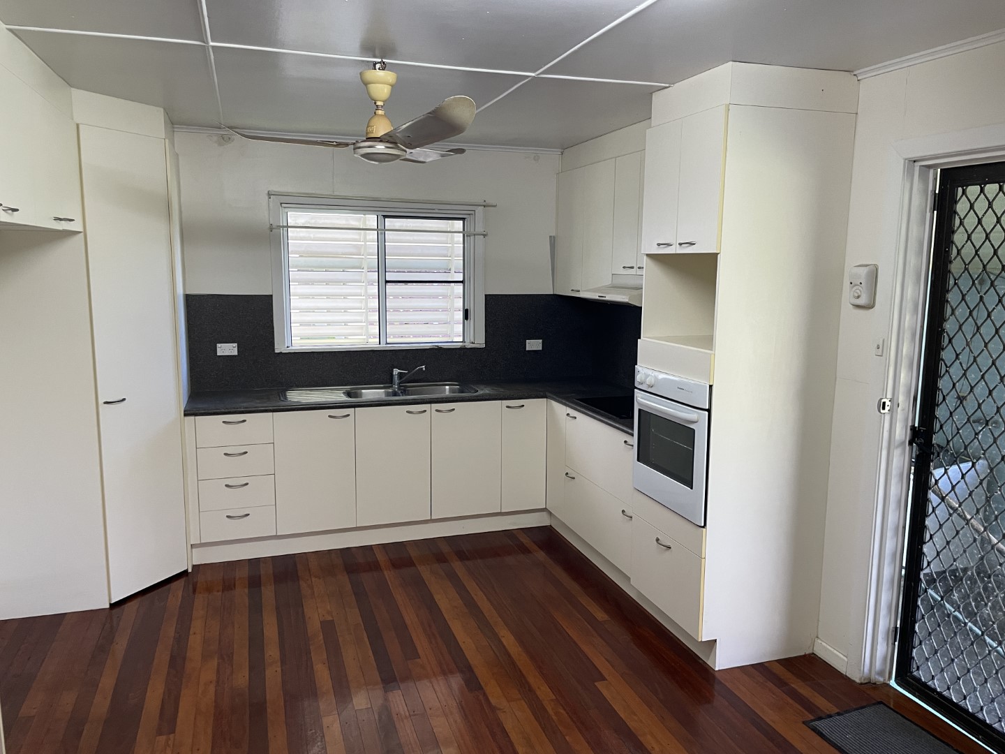 20 FORGAN ST, INGHAM QLD 4850, 0 chambres, 0 salles de bain, House