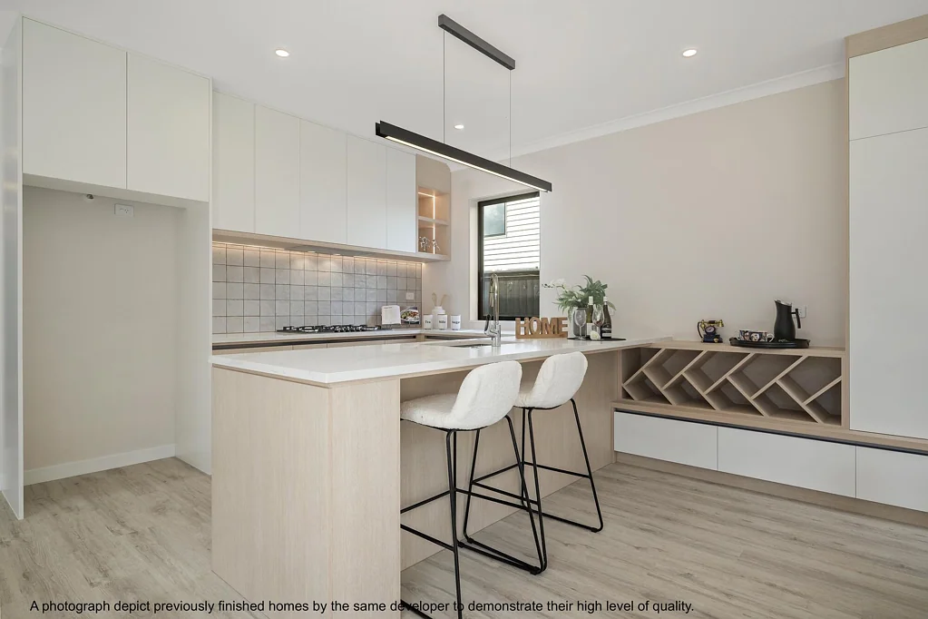 Milldale 5ห้องนอน Affordable Two-Level Family Home