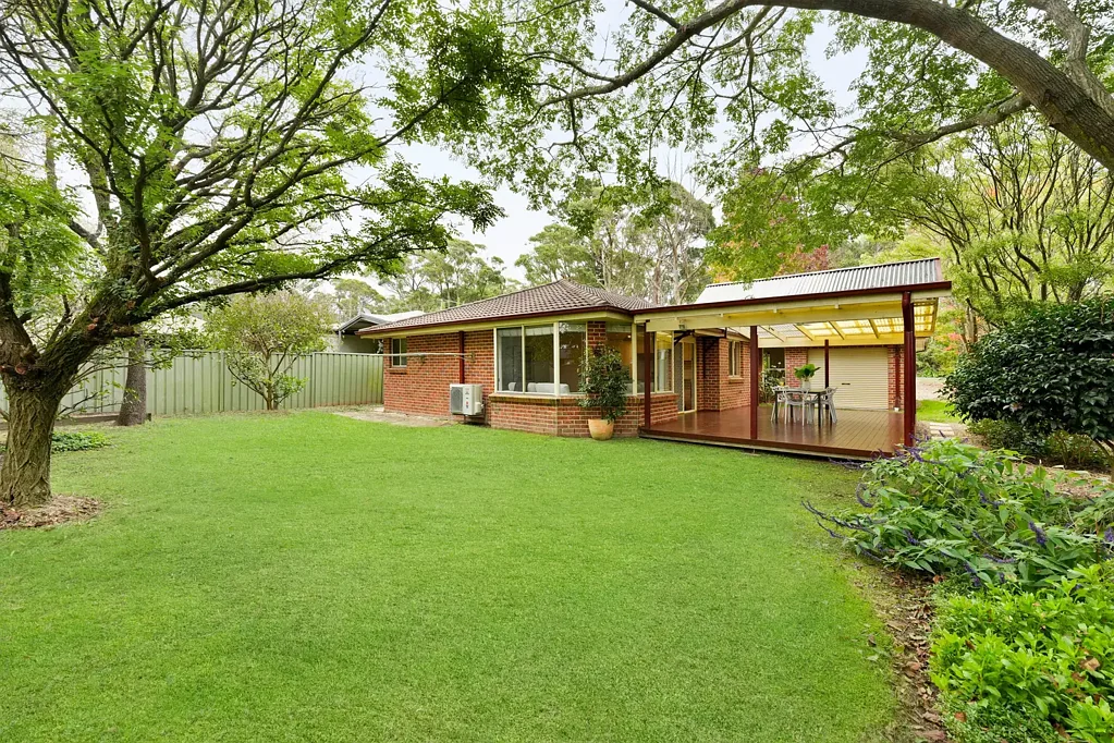 4 Railway Parade, Braemar, NSW 2575
