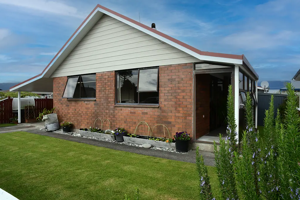 Westport 2房  A Permanent Material Well Built Home