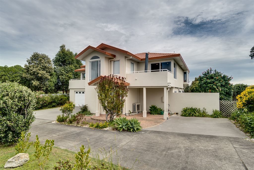 8 Gill Road, Bay View, Napier, 6 Kuwarto, 2 Banyo