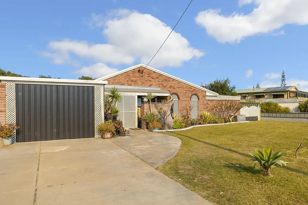 3B Ellis Court, Lancelin, WA 6044