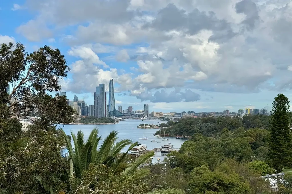 EXPANSIVE CITY VIEWS