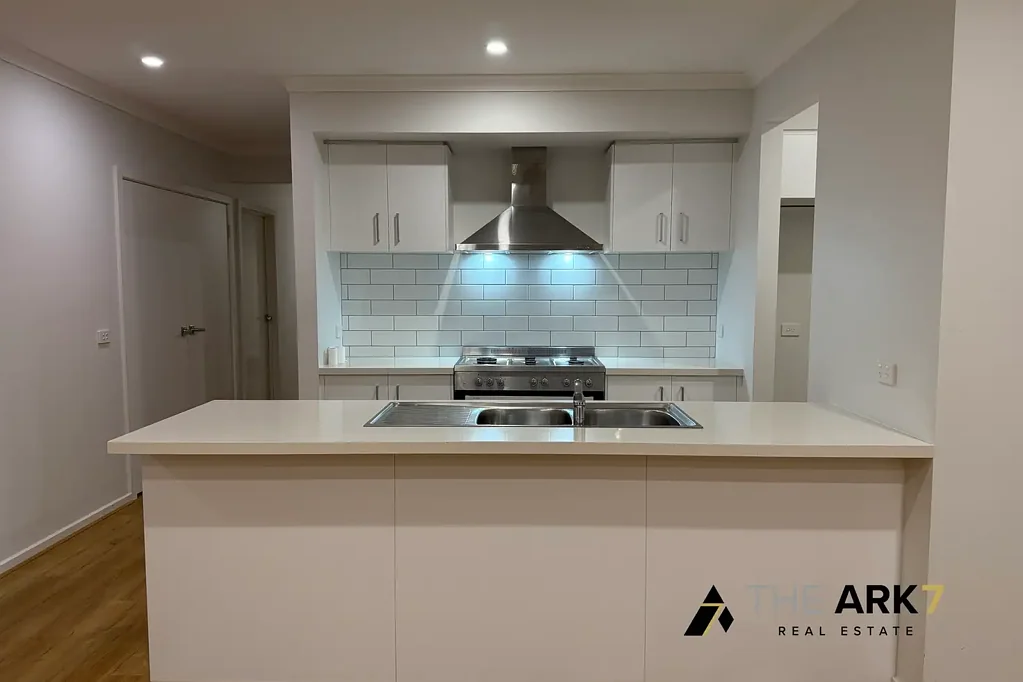 4 Bedroom Family Home For Rent! Available Now!