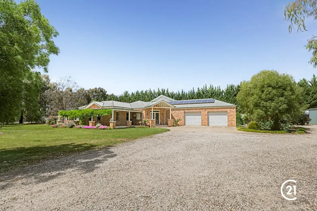 Echuca 4房  Elegant Rural Retreat