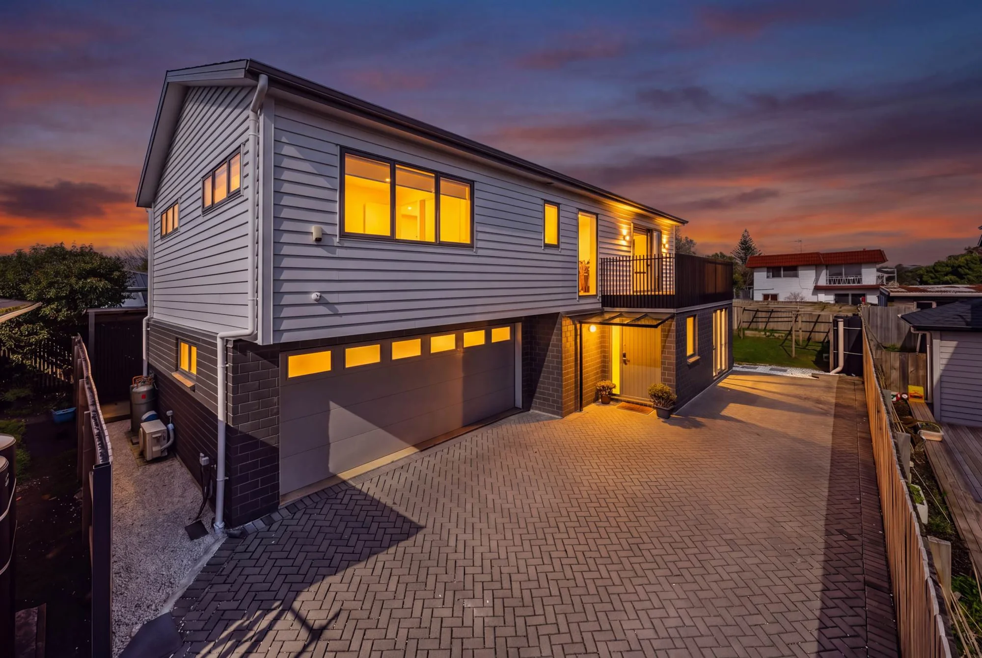 Hillsborough 4chambre Contemporary Elegance & Smart Engineering